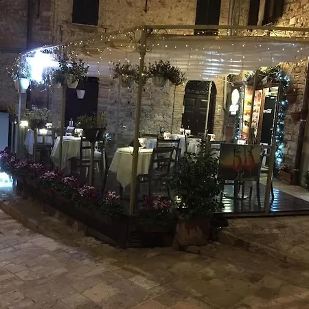Incantevole In Pieno Centro Storico Apartment